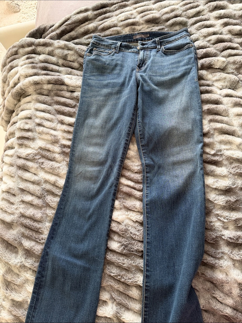Level 99 Women's Medium Blue Flare Jeans